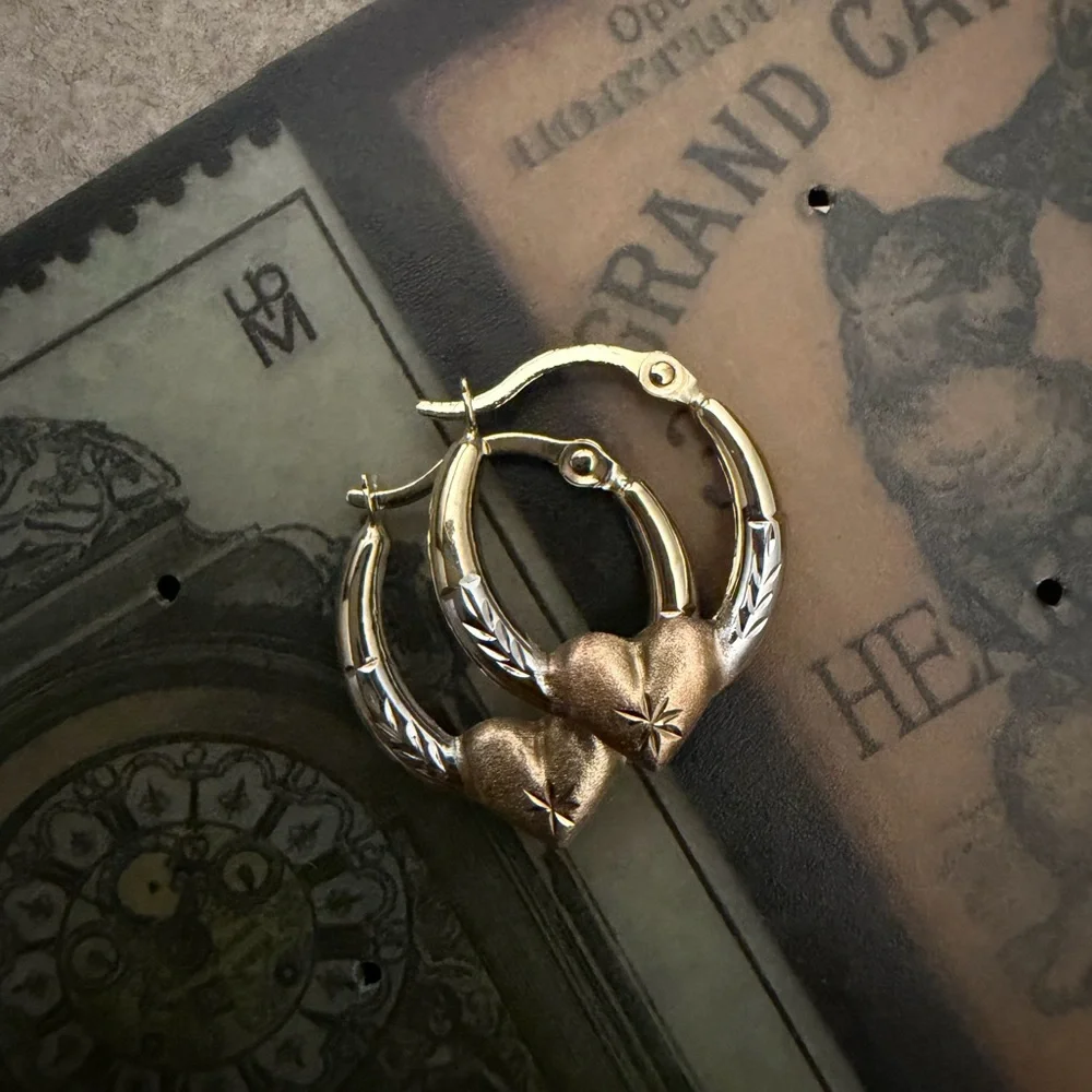 [sold]10kt solid gold tri color small hoop earrings with diamond cut puffy heart - Picture 2 of 3